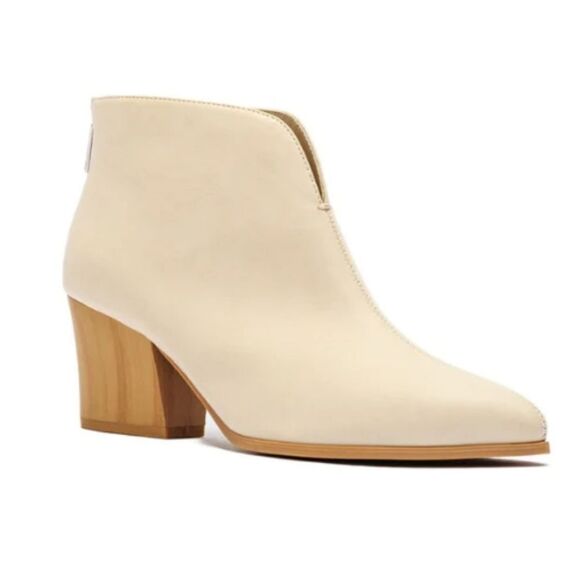 BRAND NEW QUPID POINTED TOE ANKLE BOOTIE - Picture 13 of 15